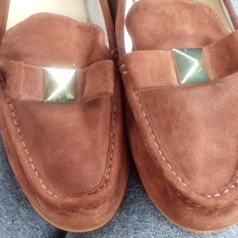 Kate Spade brown suede loafers with gold accented bow-7.5 - Picture 3 of 7